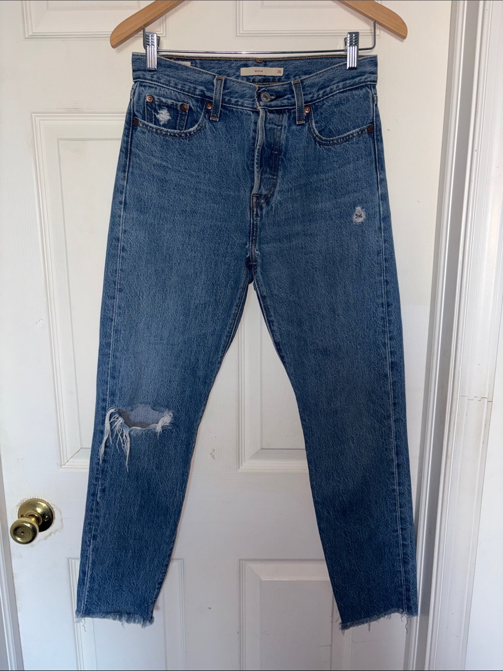 Levi’s Wedgie Distressed Jeans Blue Size 26